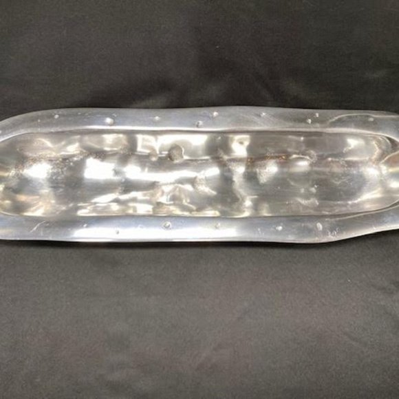 Decorative Distressed Aluminum Cracker/Olive Tray - Picture 5 of 6